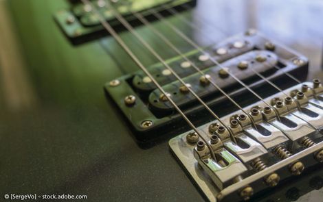 Strong Magnets GmbH - Gitarrenkorpus einer E-Gitarre mit Pickup