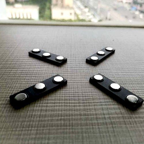 Strong Magnets GmbH - Magnetisches Namensschild