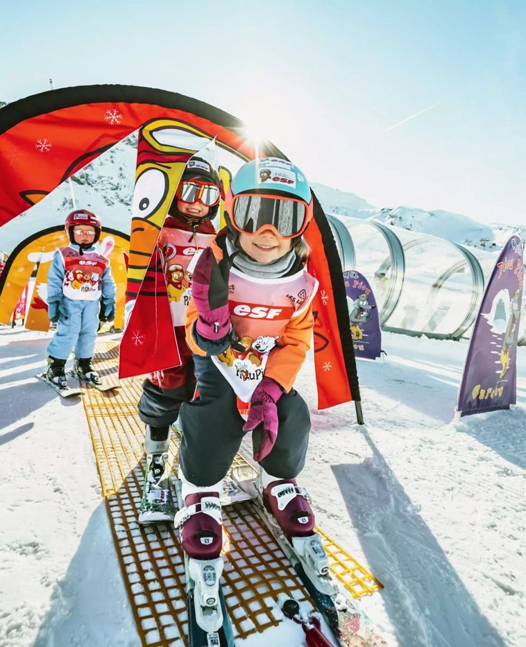 Dossards et portes de ski fabriqué à Annecy par Cheney