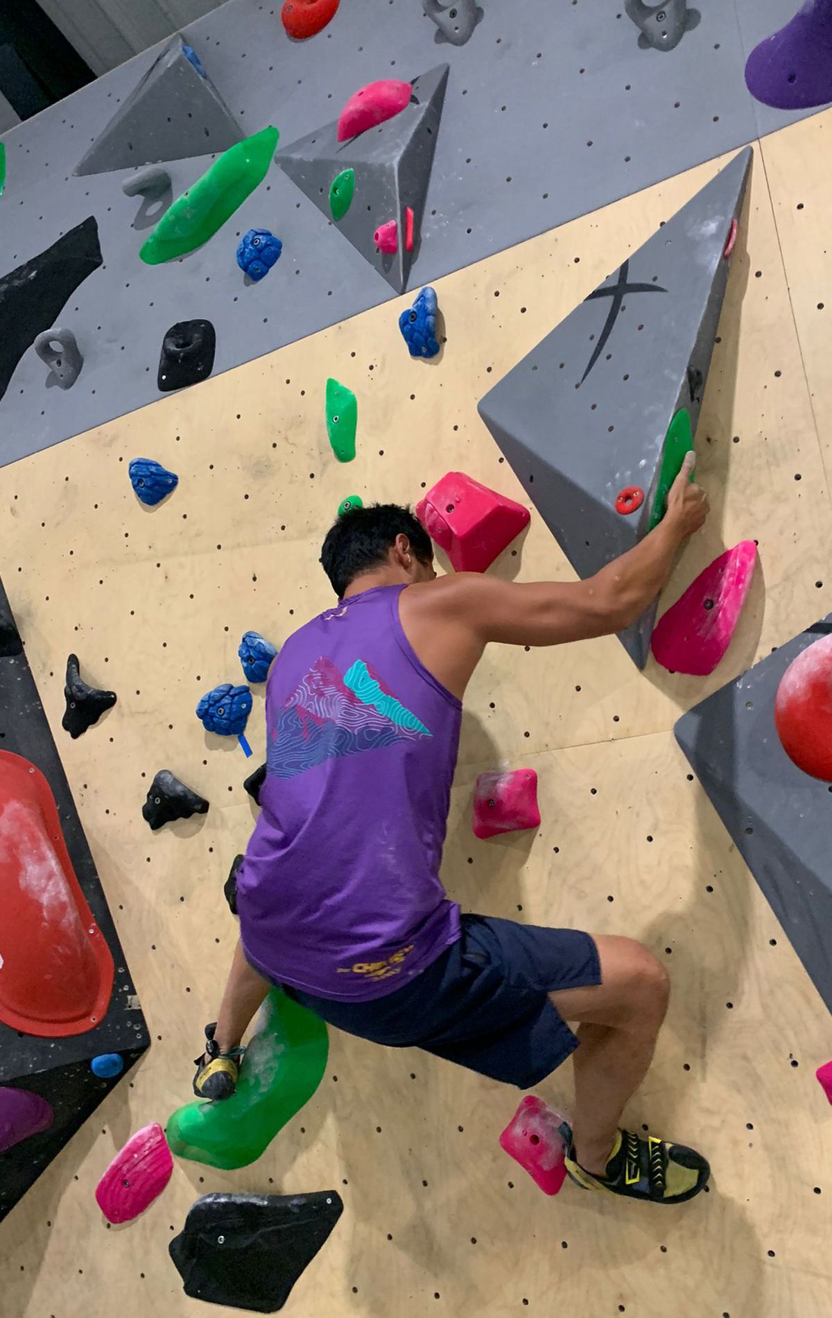 Débardeur sport en sublimation 100% personnalisé, escalade