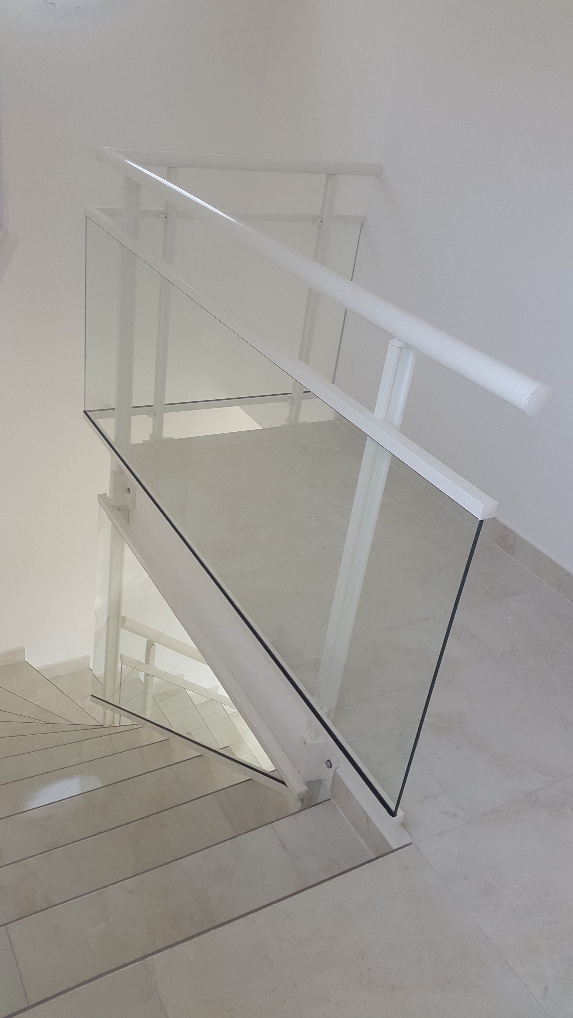 Garde-corps en verre