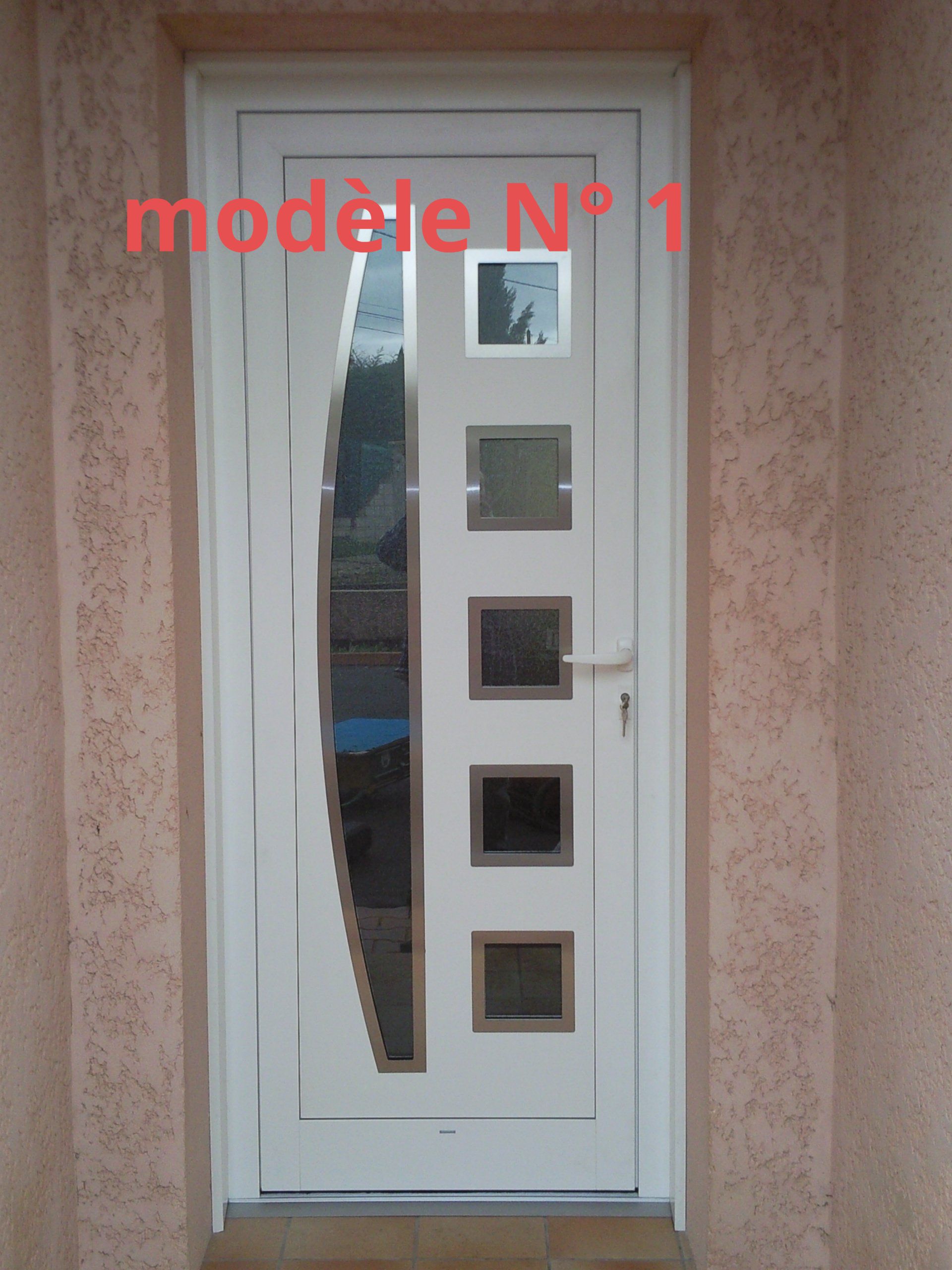 Pose de porte d'entrée