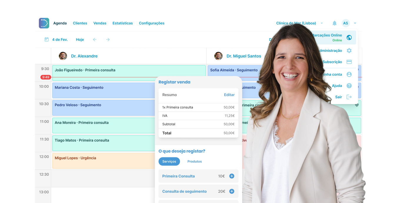 Mulher sorrindo ao lado de uma interface de agendamento com um menu pop-up mostrando a duração e os totais.
