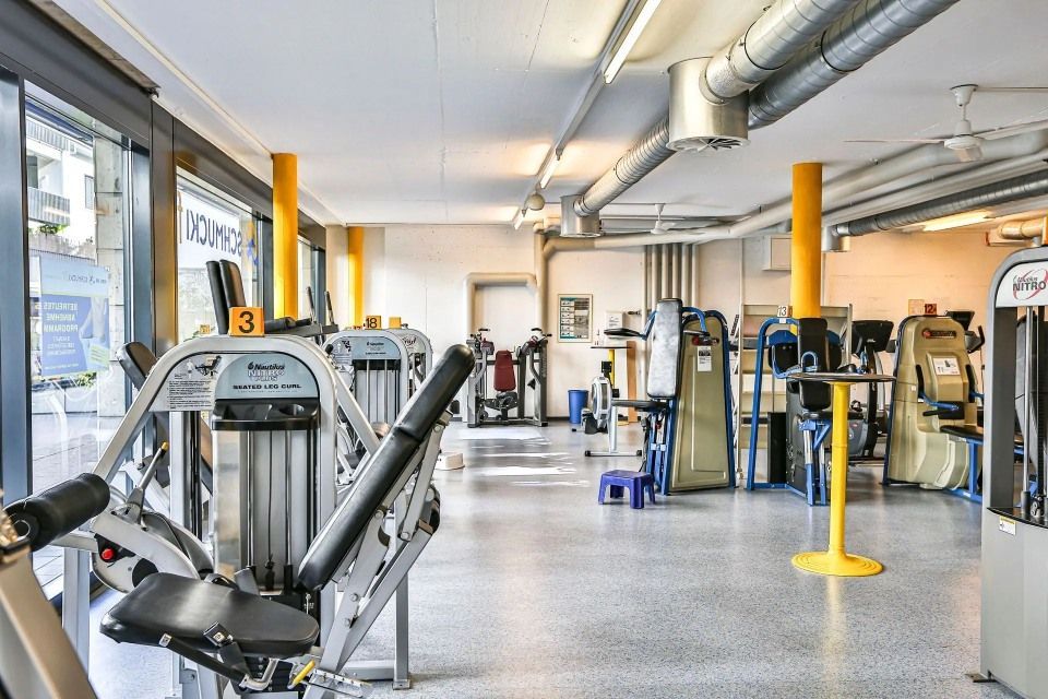 Schmucki Fit 24 Fitnessgeräte