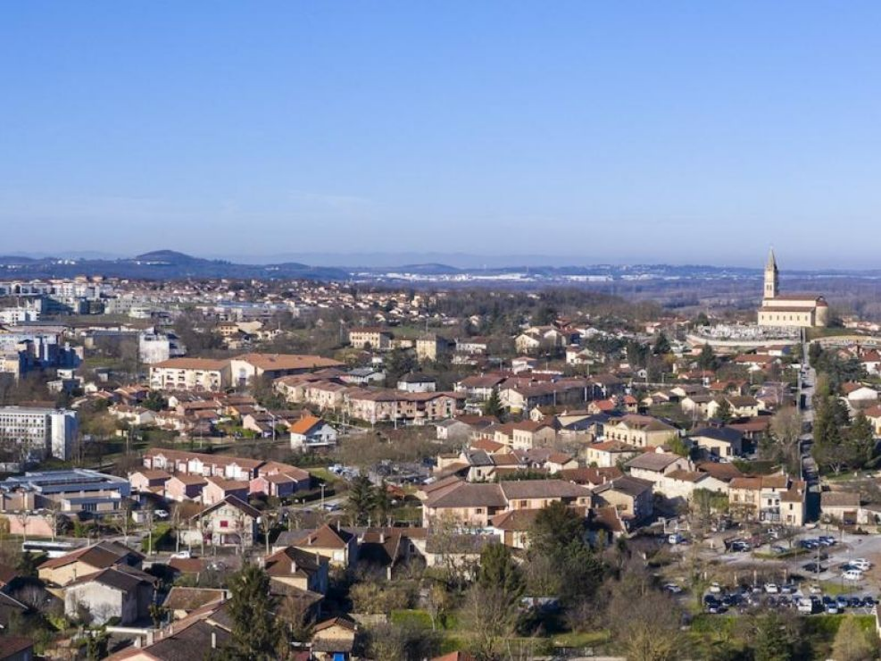 Vue de la ville de L'Isle d'Abeau