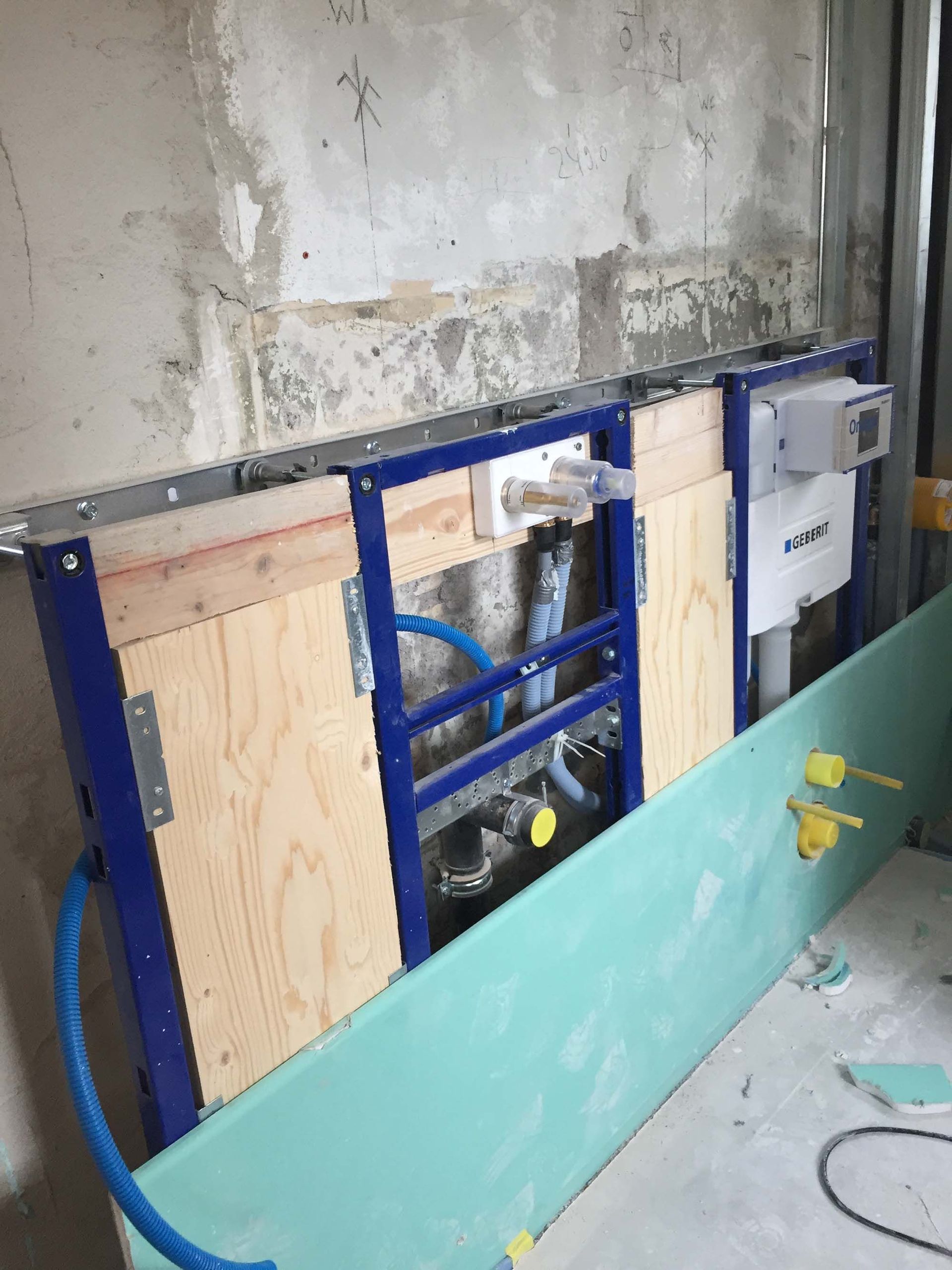 Badzimmerbau - Claudio Meni Sanitär / Heizung in Rüti ZH