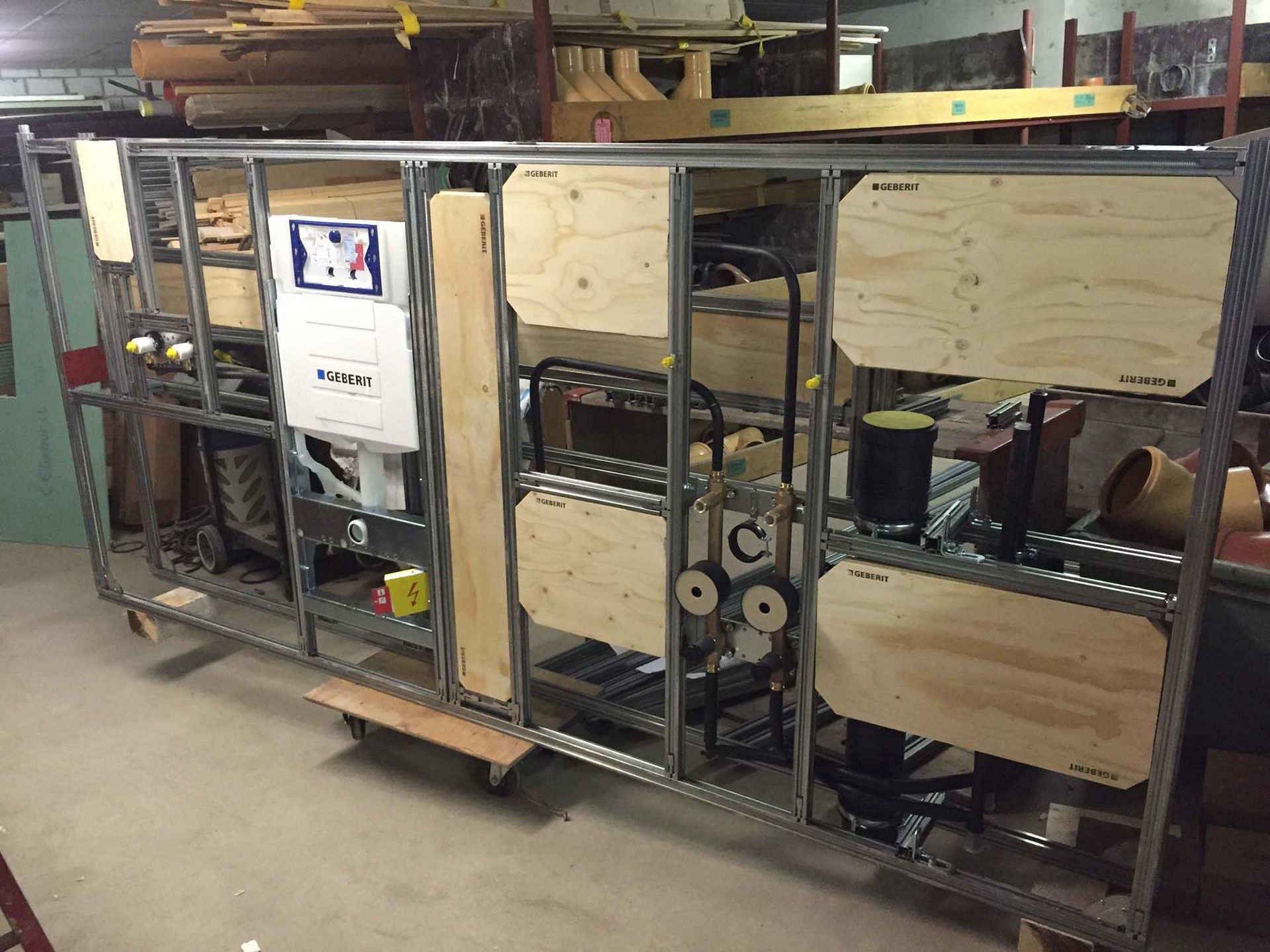 Badzimmerbau - Claudio Meni Sanitär / Heizung in Rüti ZH