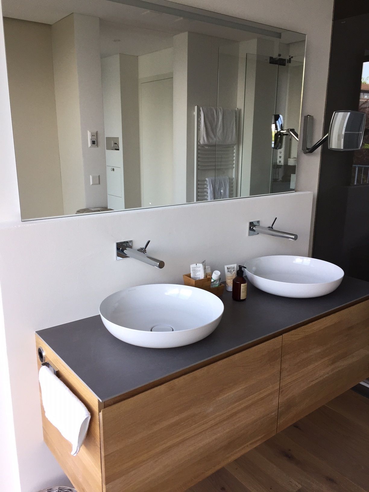 Badzimmerbau - Claudio Meni Sanitär / Heizung in Rüti ZH