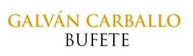 Logotipo del bufete de abogados "Galv&aacute;n Carballo Bufete" en dorado y negro sobre fondo blanco.