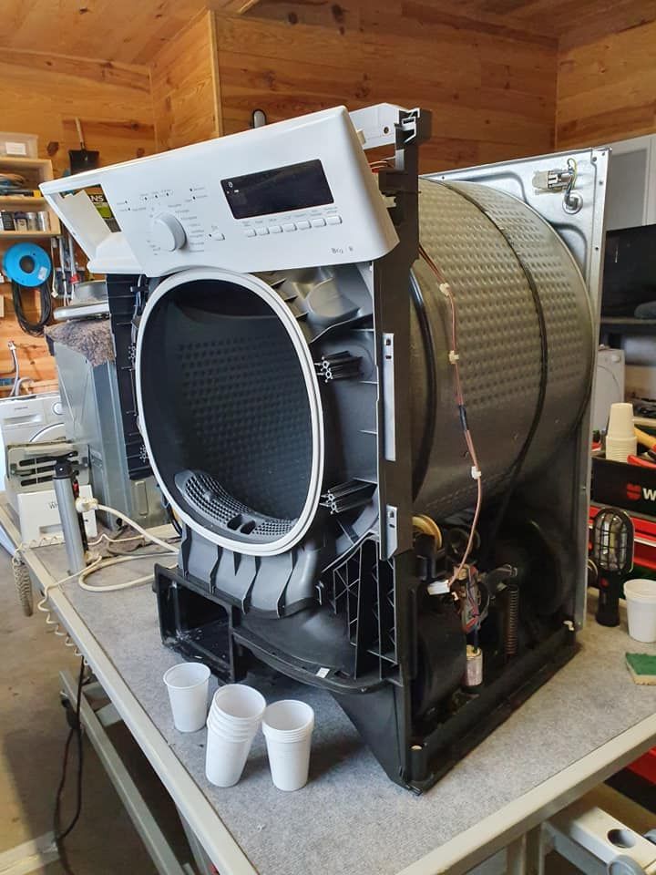 Une machine à laver désossée