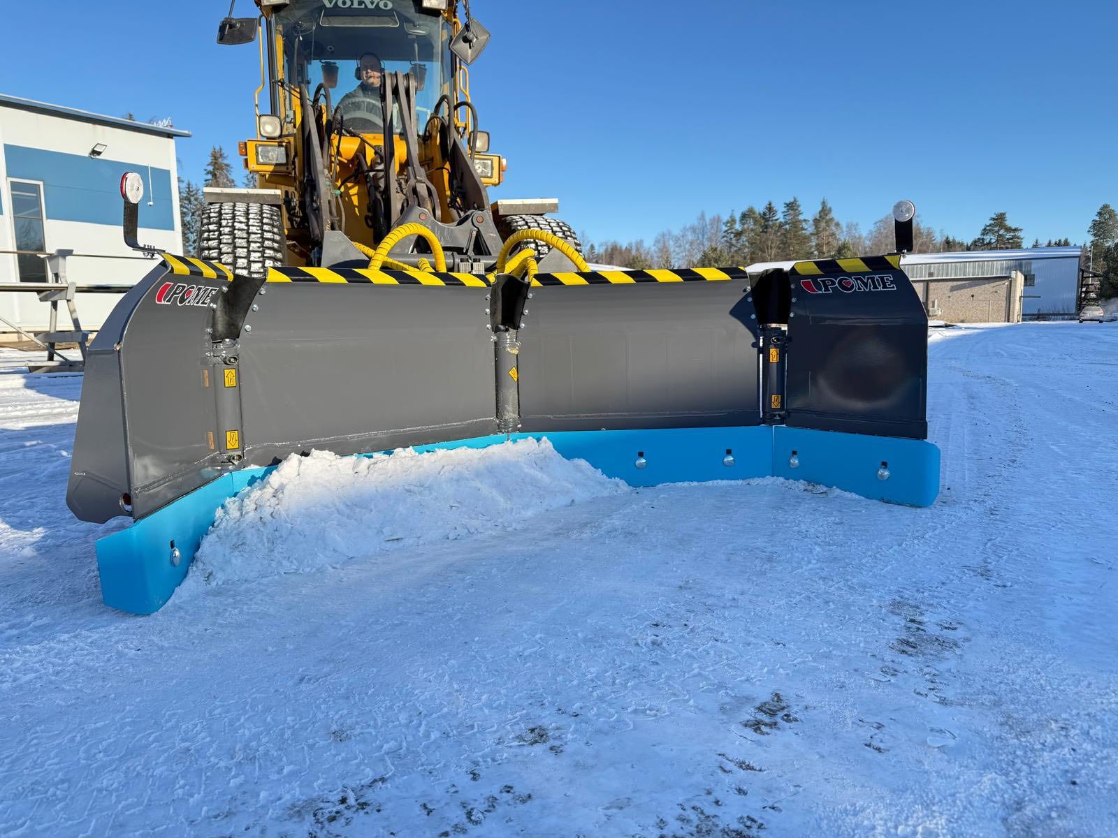 Snjóplógar frá POME í Finnlandi