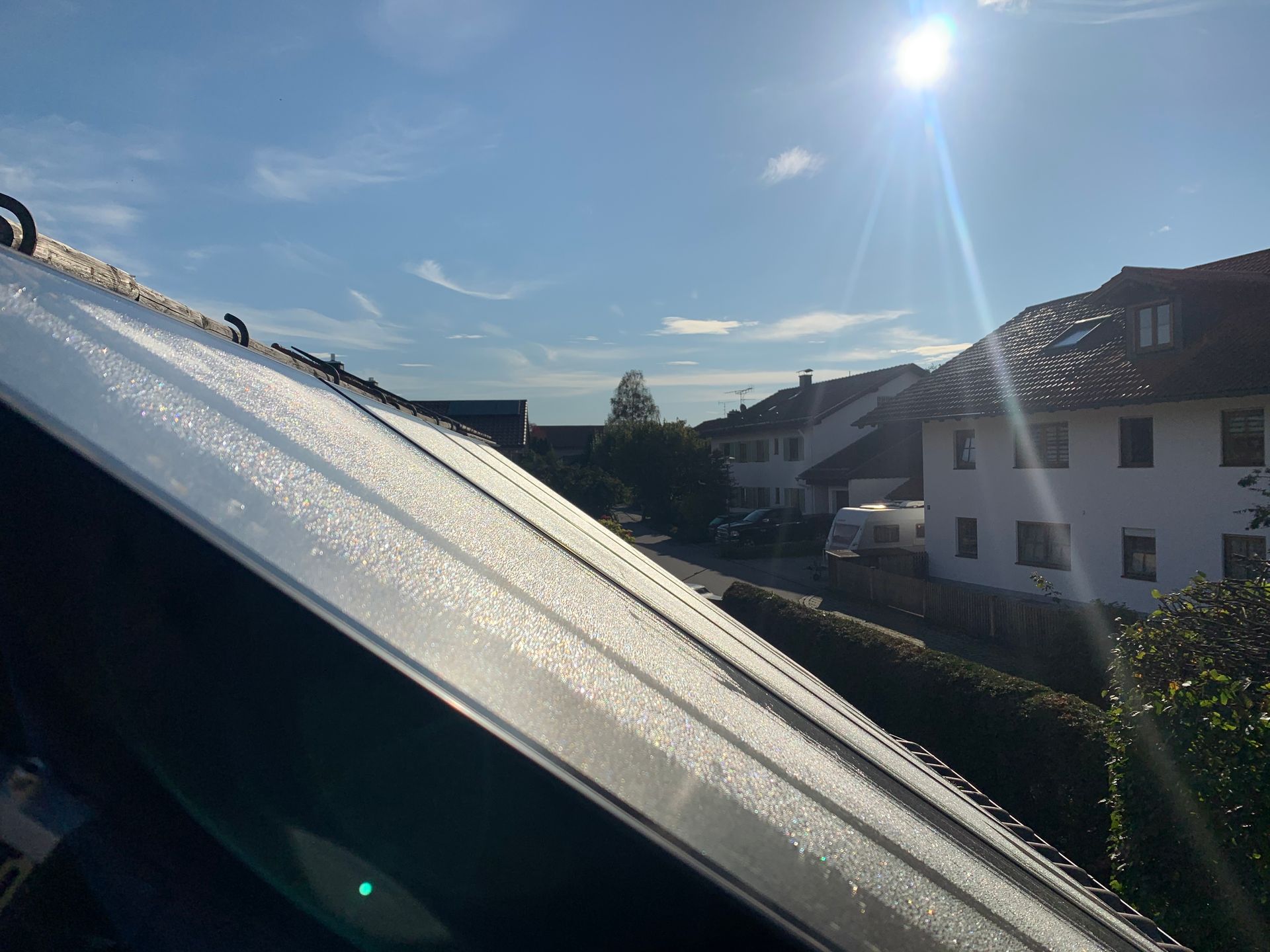 Solarpaneele auf einem Dach