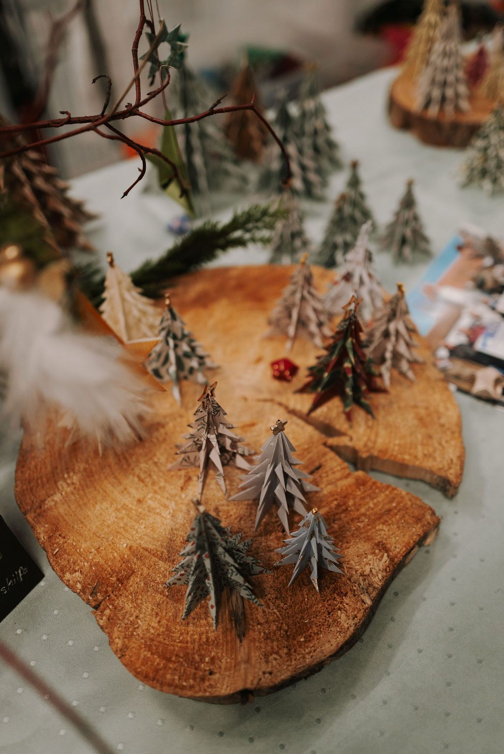 Winterzauber 2025 in der Produktionshalle von Häckl