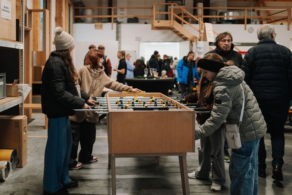 Winterzauber 2025 in der Produktionshalle von Häckl