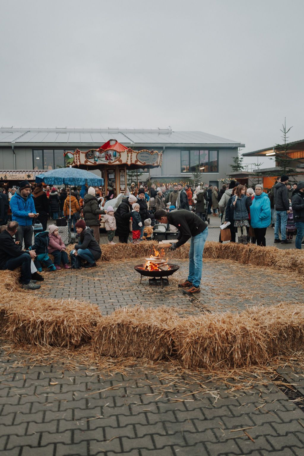 Winterzauber 2025 in der Produktionshalle von Häckl