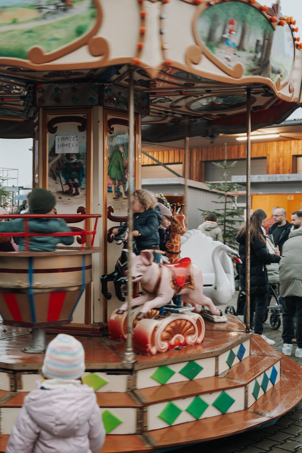 Winterzauber 2025 in der Produktionshalle von Häckl