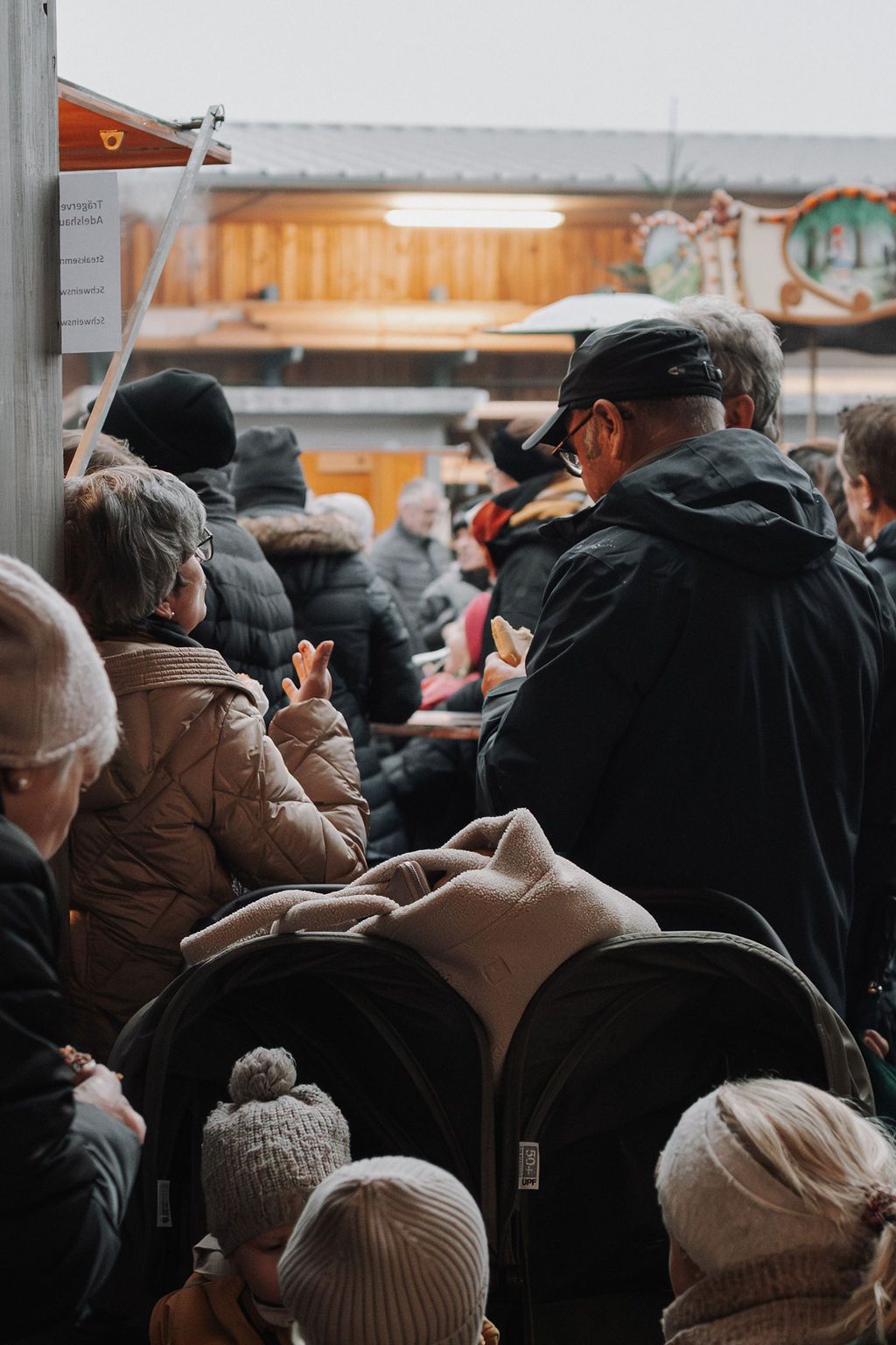 Winterzauber 2025 in der Produktionshalle von Häckl