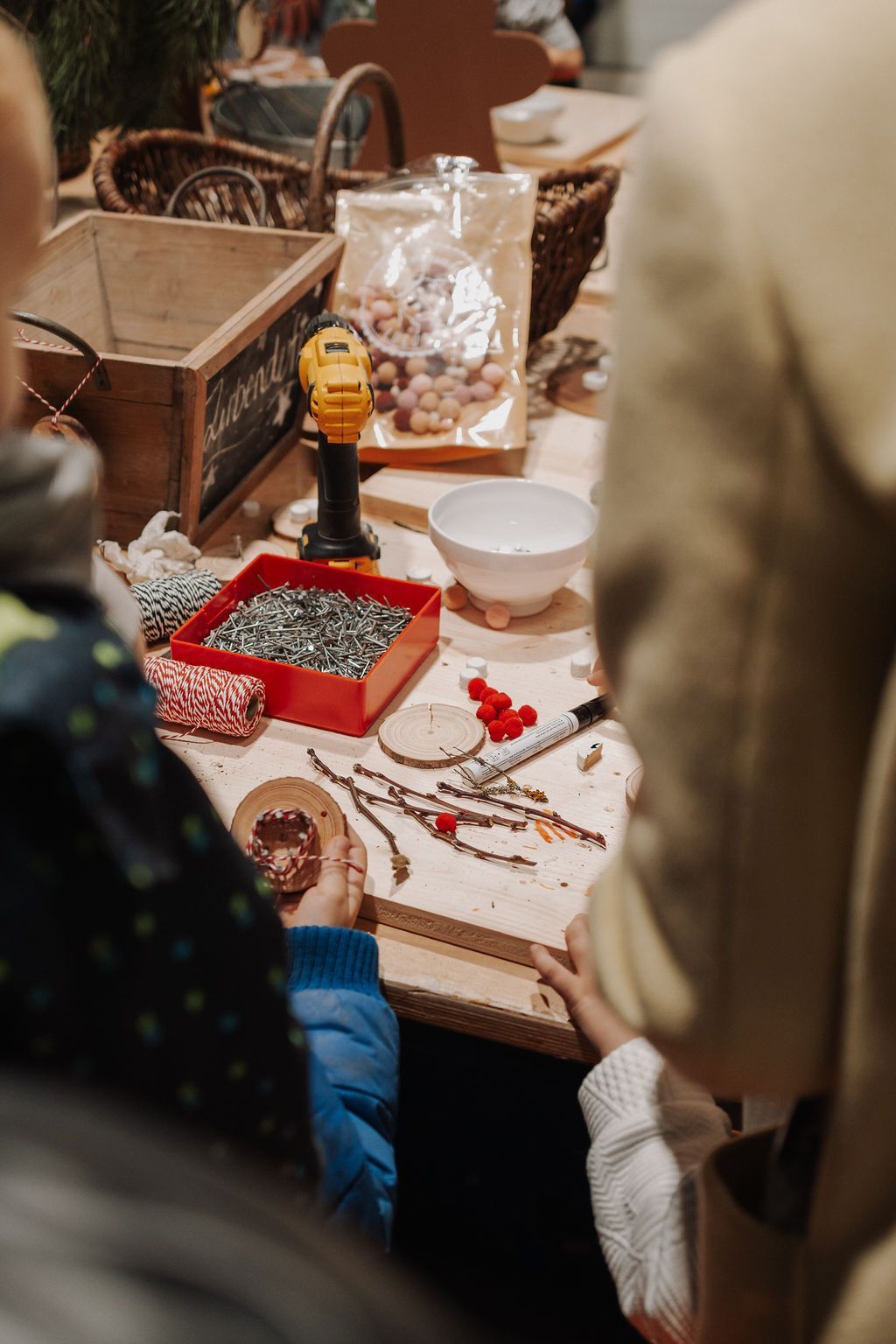 Winterzauber 2025 in der Produktionshalle von Häckl