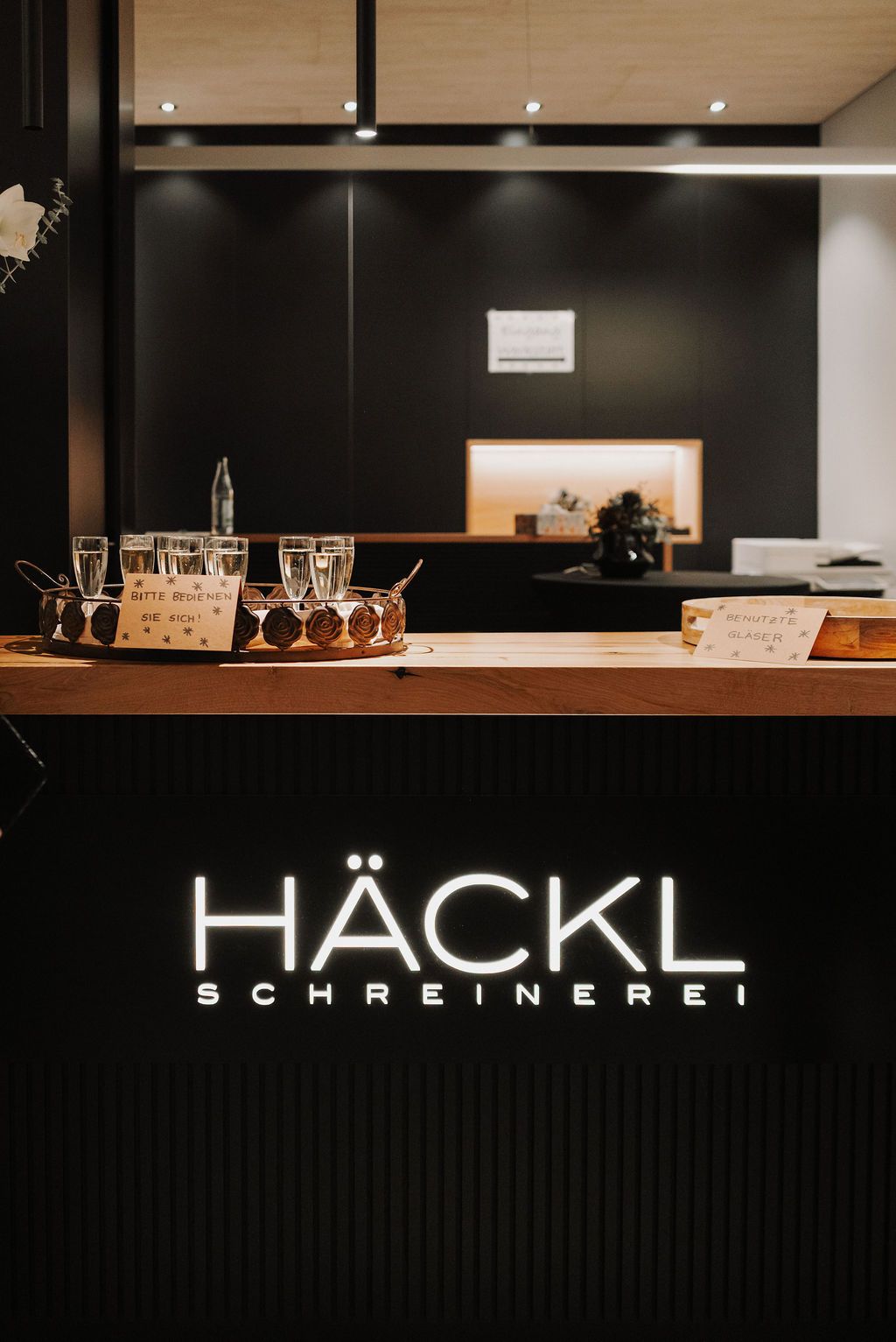 Winterzauber 2025 in der Produktionshalle von Häckl