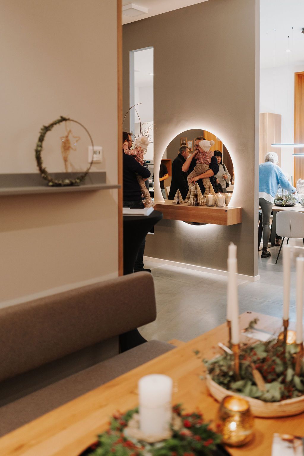 Winterzauber 2025 in der Produktionshalle von Häckl