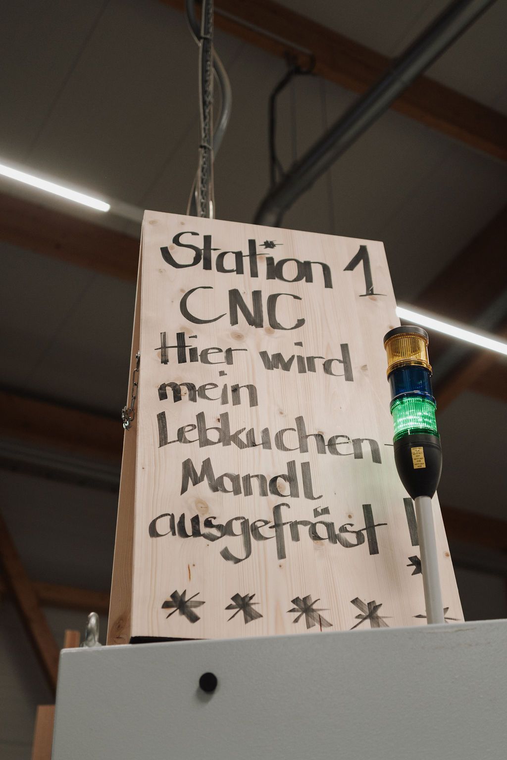 Winterzauber 2025 in der Produktionshalle von Häckl