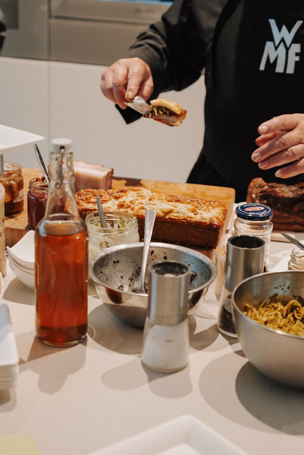 Winterzauber 2025 in der Produktionshalle von Häckl