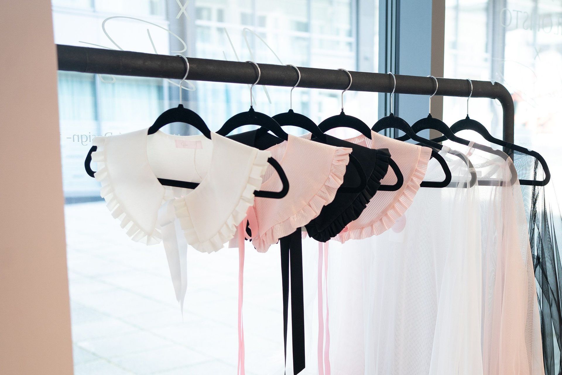 Hilée Design vaatteita ja asusteita