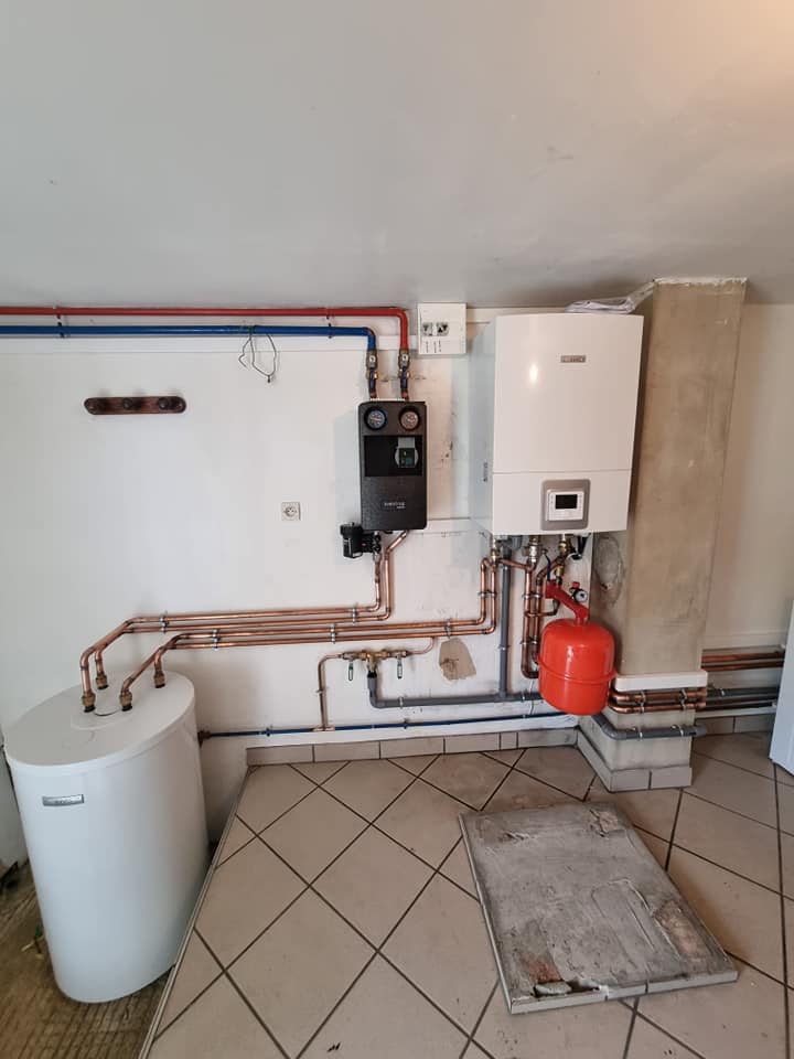 Tuyauterie et canalisation de raccordement