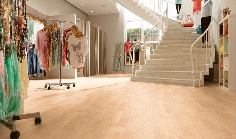 Laminatfussboden von STÄHELIN Teppich & Bodenbeläge Parkett