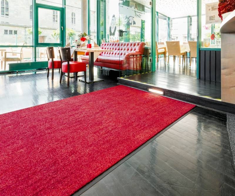 Schmutzschleuse von STÄHELIN Teppich & Bodenbeläge Parkett