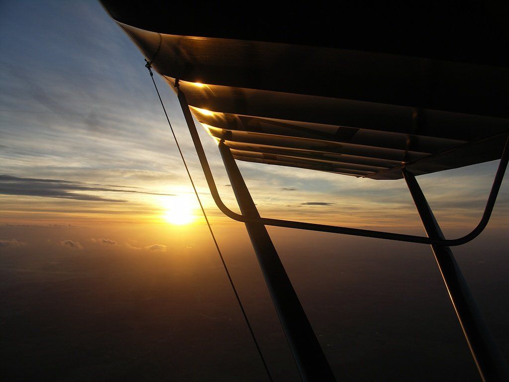 Soleil couchant vu depuis l'U.L.M.