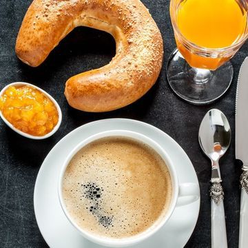 Kaffe und Gipfeli - Bäckerei-Konditorei Moosberger