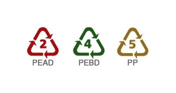 Hay tres tipos diferentes de símbolos de reciclaje de plástico.