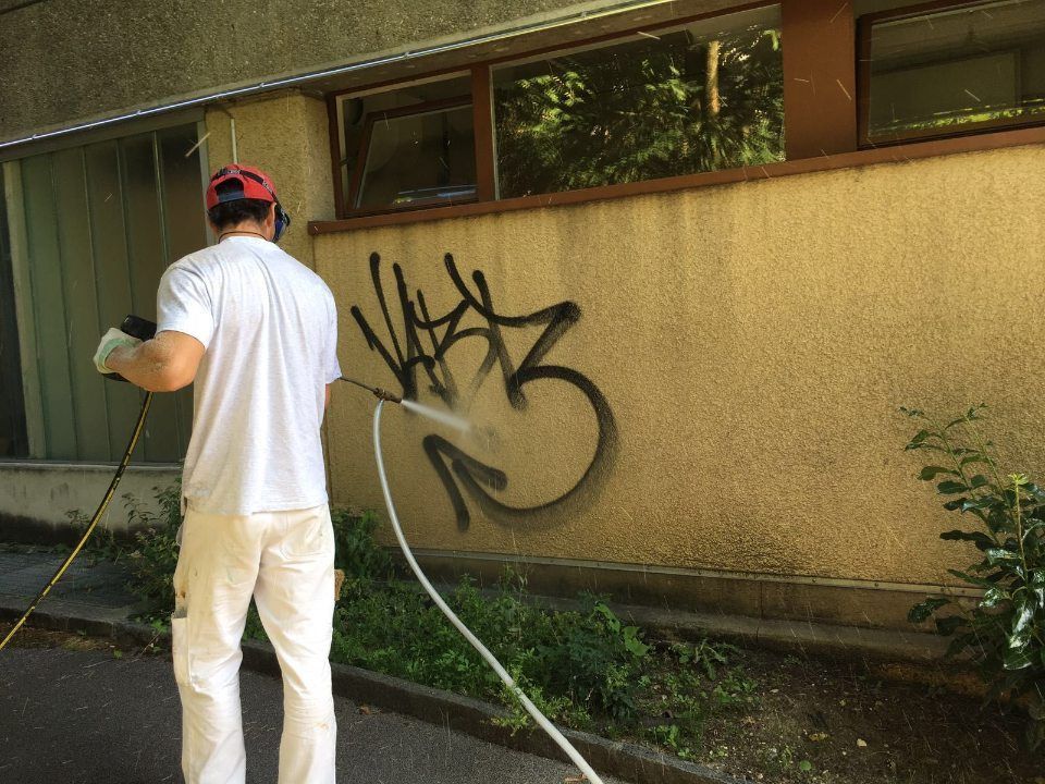 nettoyage graffitis