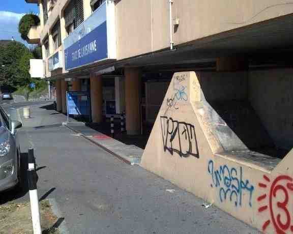 graffitis sur un mur