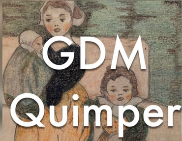 Texte GDM Quimper sur une illustration aux tons doux représentant des personnes dans une scène de style vintage.