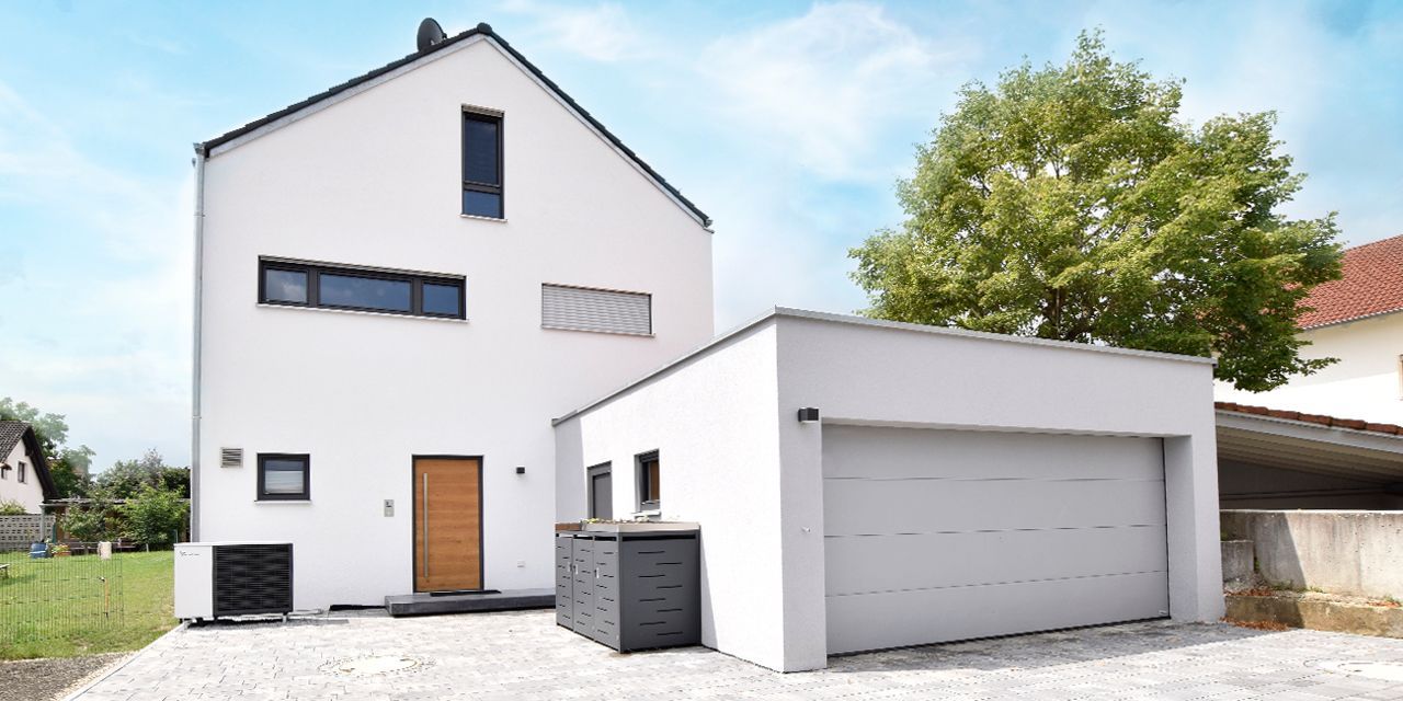 Modernes Einfamilienhaus in Wettstetten – schlichte Architektur mit Garage Modernes Einfamilienhaus in Wettstetten – schlichte Architektur mit Garage