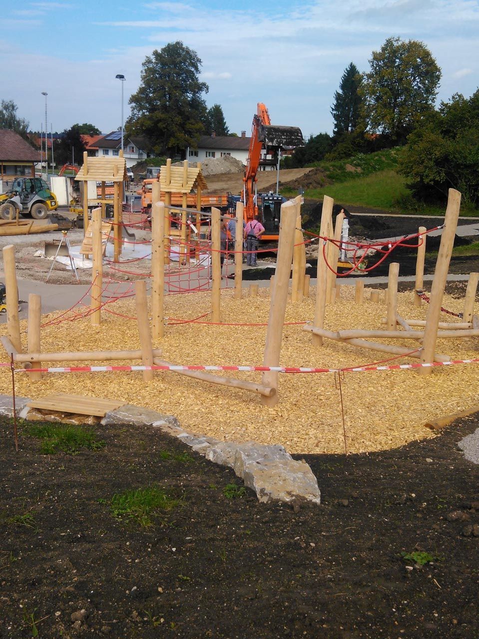 Spielplatz mit Rutsche von Anton Neff Tiefbau