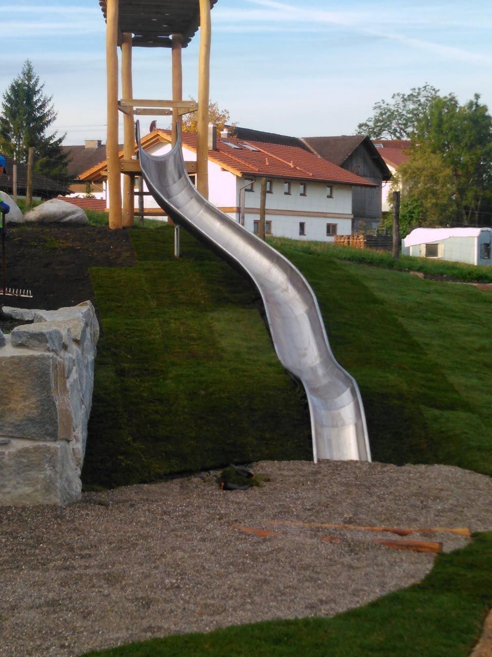 Spielplatz mit Rutsche von Anton Neff Tiefbau