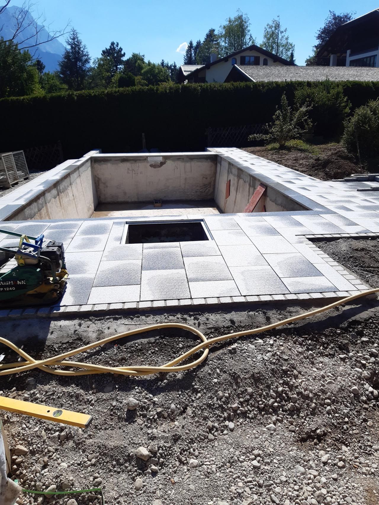 Schwimmbad von Anton Neff Tiefbau