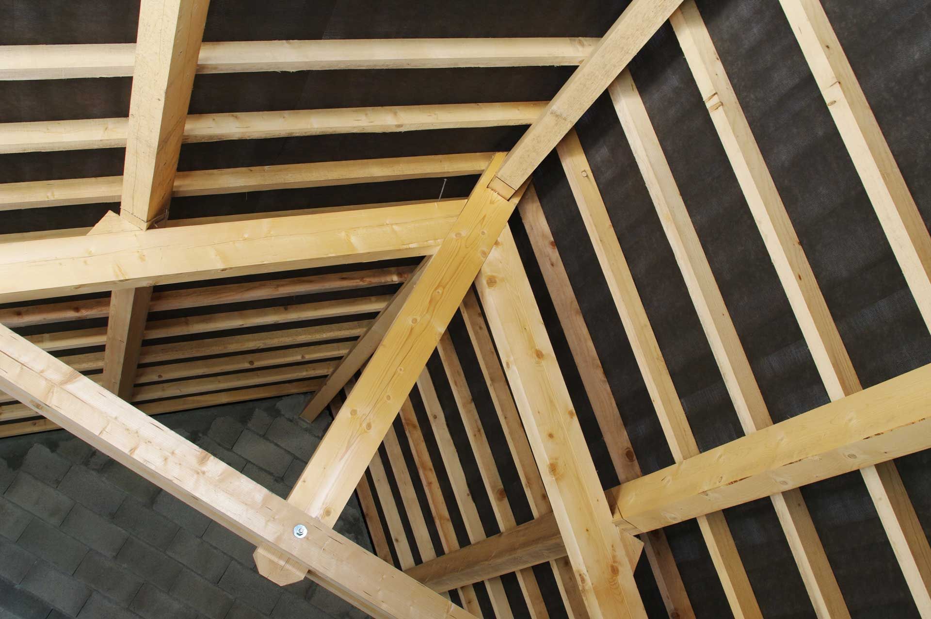 Charpente vue de l'intérieur de la maison