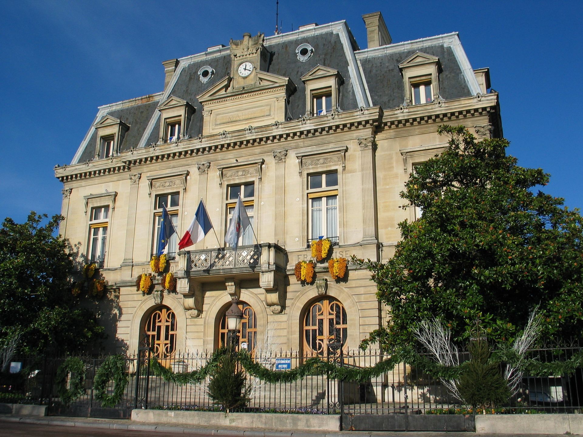 Vers la page Nogent-sur-Marne.
