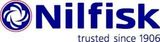 Logotipo de Nilfisk en azul, con emblema circular y el lema «trusted since 1906»