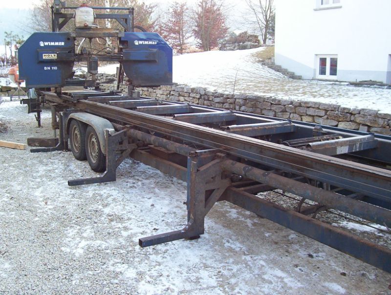 Mobile Sägemaschine von Tribale Günter Mobiles Sägewerk im Einsatz