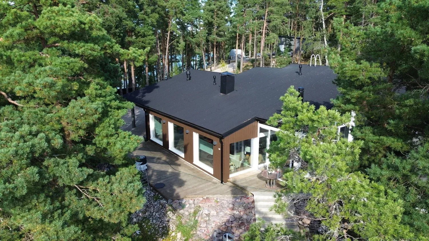 Yli 500 m2 korjaus- ja saneerauskohde saaristossa – SalRake Oy