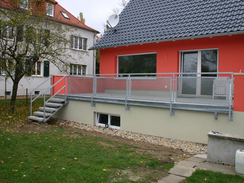 Terassengeländer-Einfamilienhaus