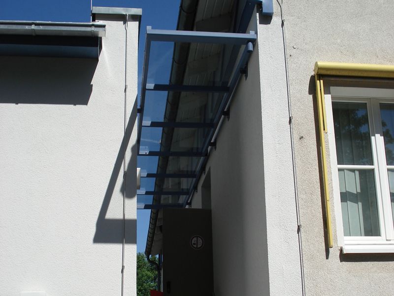 Überdachung