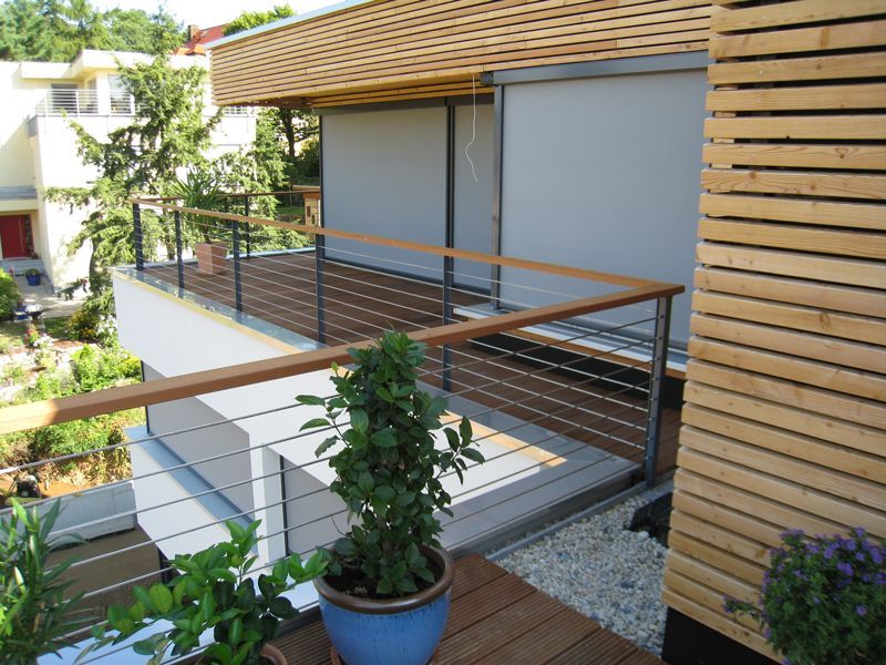 Terassengeländer-Einfamilienhaus