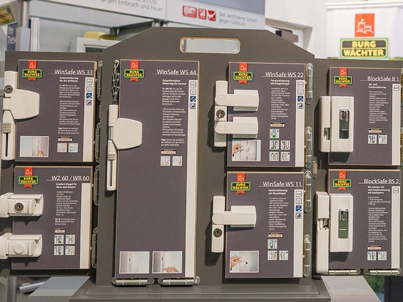 Schlösser und Beschläge