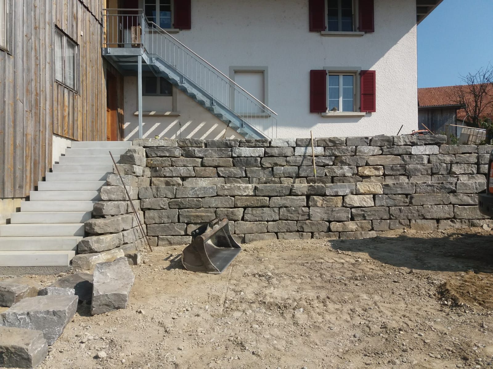 Bagger- und Umgebungsarbeiten - Schorro Bagger und Umgebungsarbeiten GmbH